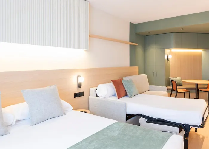Aparthotel Atenea Calabria Barcellona